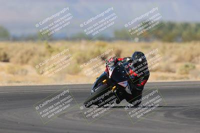 media/Nov-06-2023-Moto Forza (Mon) [[ce023d0744]]/3-Intermediate Group/Session 3 (Turn 16)/